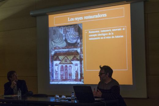 Alejandro García Álvarez-Busto durante su conferencia 